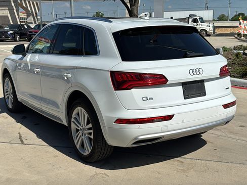 Used 2019 Audi Q5 2.0T Premium Plus w/ Premium Plus Package AWD/4WD image 5