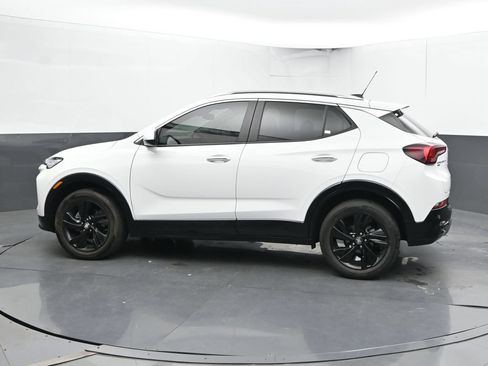Used 2024 Buick Encore GX Sport Touring AWD/4WD image 9