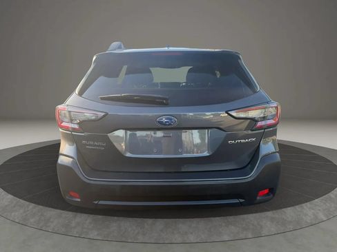 Used 2023 Subaru Outback Premium AWD/4WD image 6