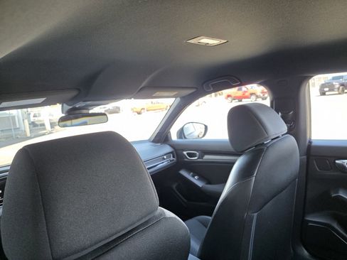 Used 2023 Honda Civic Sport image 17