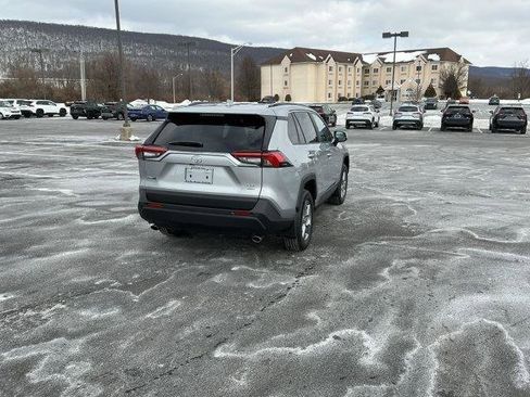 New 2025 Toyota RAV4 XLE w/ Convenience Package image 5
