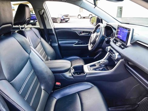 Certified 2024 Toyota RAV4 XLE Premium image 20