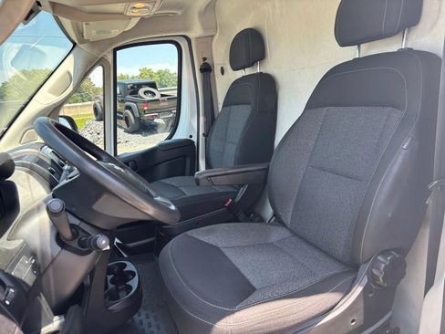 Used 2020 RAM ProMaster 1500 w/ Premium Appearance Group FWD image 12