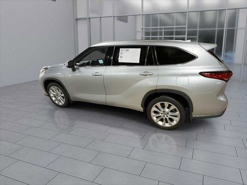 Certified 2020 Toyota Highlander Limited image 6