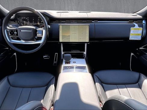 New 2026 Land Rover Range Rover Long Wheelbase SE AWD/4WD image 5