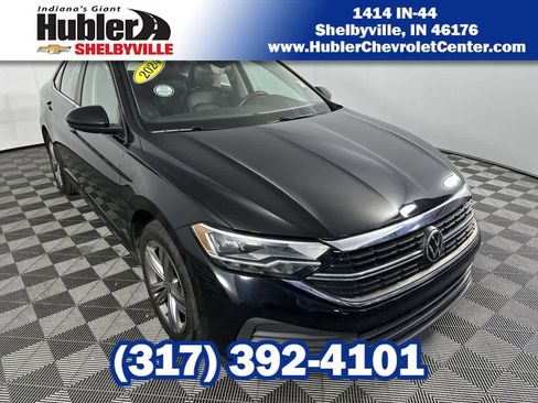Used 2024 Volkswagen Jetta SE FWD image 1