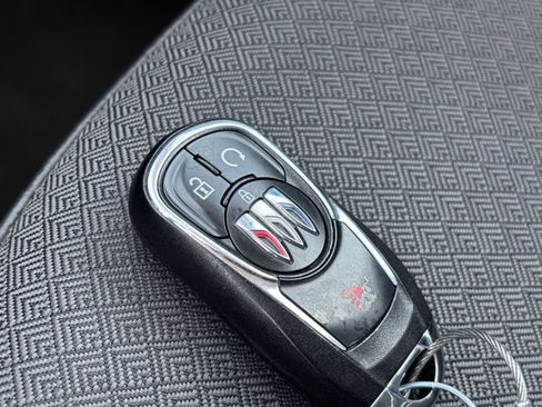 Used 2025 Buick Encore GX Preferred FWD image 21