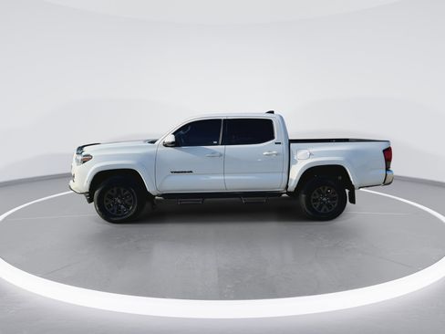 Used 2022 Toyota Tacoma SR5 image 6