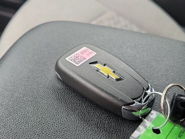 Used 2023 Chevrolet Equinox LS w/ LS Convenience Package FWD image 39