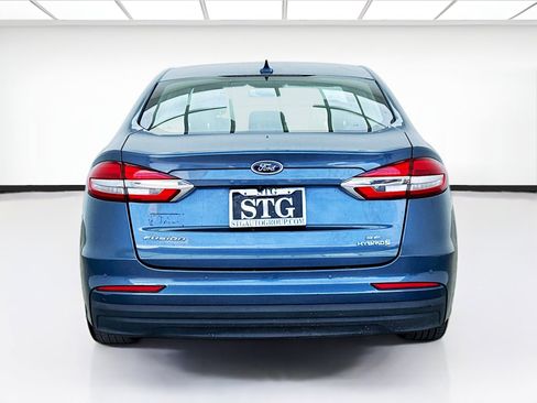 Used 2019 Ford Fusion SE image 5