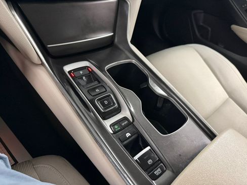 Used 2020 Honda Accord Hybrid image 46