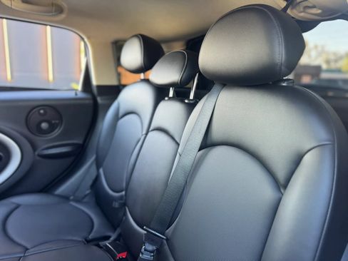 Used 2016 MINI Cooper Countryman w/ Premium Package FWD image 27