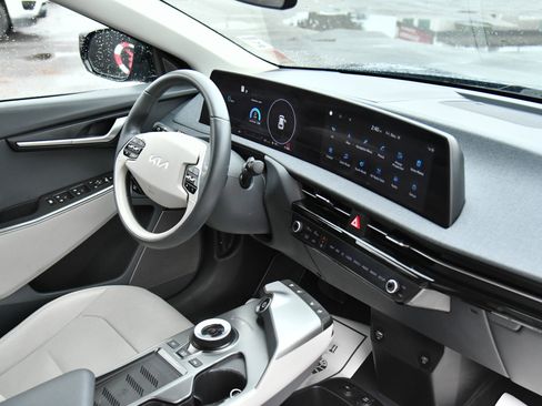 Used 2024 Kia EV6 Wind w/ Wind Technology Package image 54