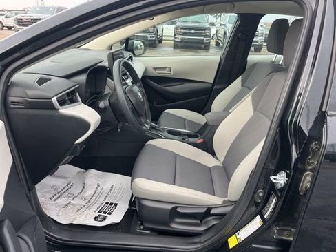 Used 2024 Toyota Corolla LE FWD image 10