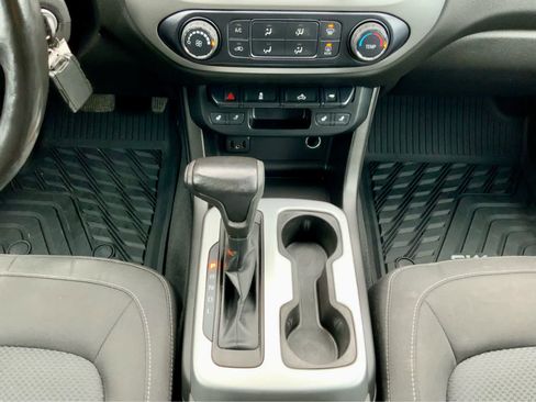 Used 2019 Chevrolet Colorado LT w/ LT Convenience Package image 48