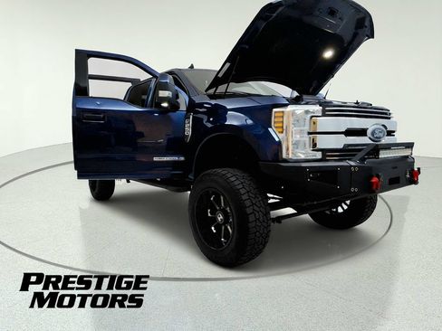 Used 2019 Ford F250 Lariat AWD/4WD image 11