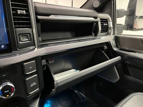 Used 2025 Ford F350 Platinum AWD/4WD image 40