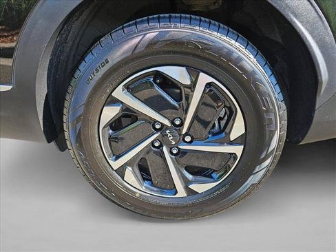 Used 2023 Kia Sportage LX AWD/4WD image 10