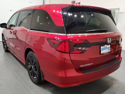 Used 2024 Honda Odyssey Sport image 5