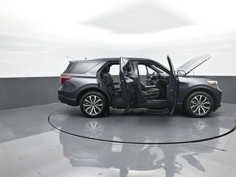Used 2022 Ford Explorer ST-Line image 34