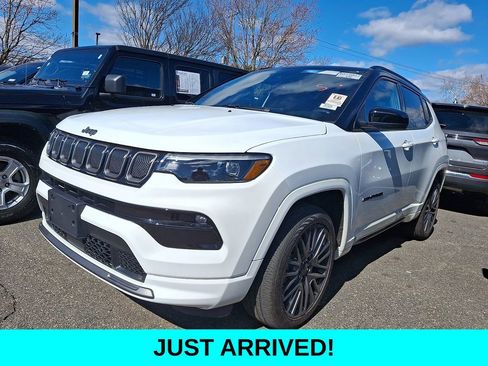 Used 2022 Jeep Compass High Altitude image 2