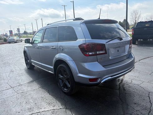 Used 2018 Dodge Journey Crossroad w/ Nav & Sun Group AWD/4WD image 27