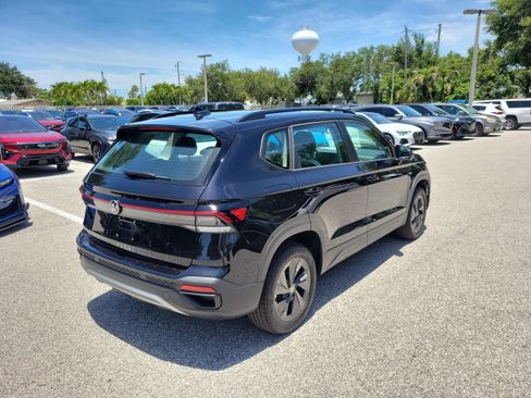 New 2026 Volkswagen Taos S FWD image 4