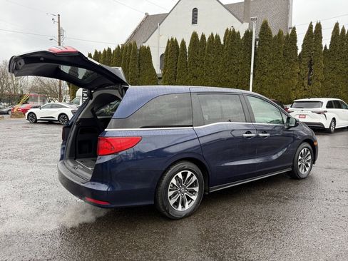 Used 2024 Honda Odyssey EX-L image 10