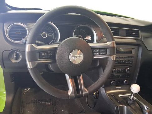 Used 2013 Ford Mustang Boss 302 w/ Boss 302 Accessory Pkg RWD image 13