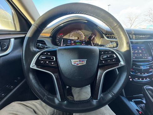 Used 2018 Cadillac XTS Luxury image 17