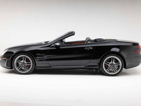 Used 2005 Mercedes-Benz SL 65 AMG image 13