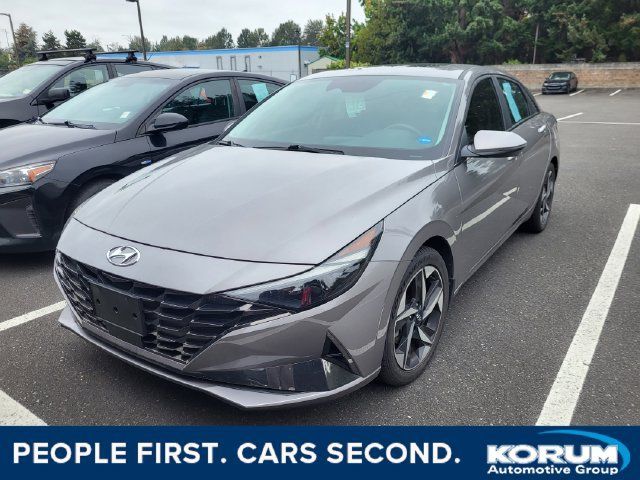 Used 2022 Hyundai Elantra Limited w/ Preferred Accessory Package FWD image 1