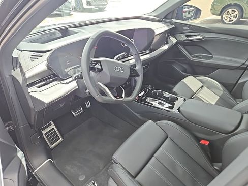 Certified 2025 Audi SQ6 e-tron Prestige w/ 21" Black Optic Wheel Package image 2