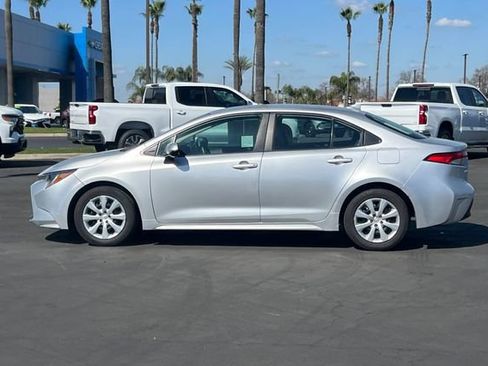 Used 2023 Toyota Corolla LE image 7