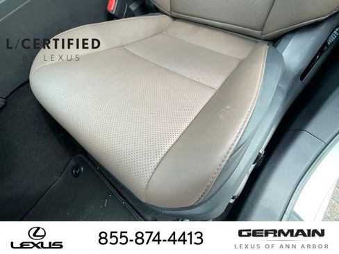 Used 2024 Lexus ES 350 w/ Premium Package FWD image 22