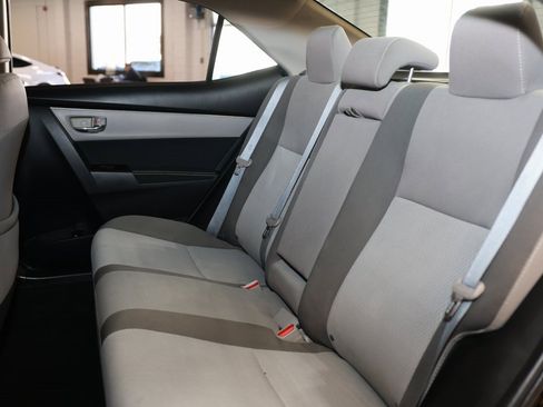 Used 2019 Toyota Corolla LE image 13