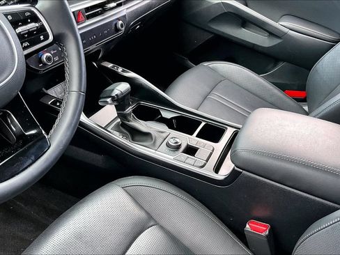 Used 2025 Kia Sorento EX AWD/4WD image 15