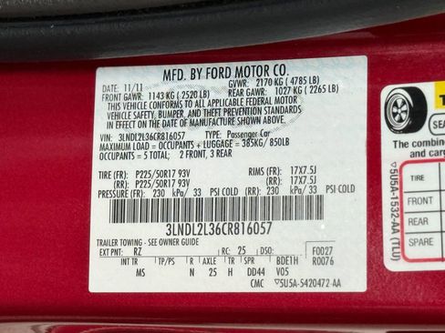 Used 2012 Lincoln MKZ Hybrid image 38