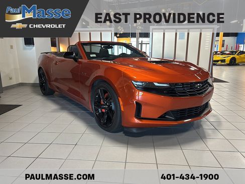 Used 2023 Chevrolet Camaro LT w/ Technology Package RWD image 3