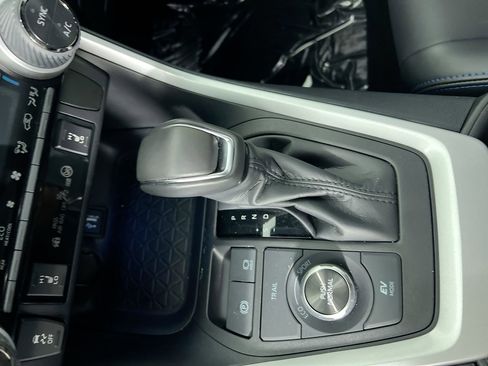 Used 2024 Toyota RAV4 XSE w/ Weather Package image 22