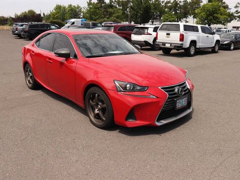 Used 2017 Lexus IS 300 AWD image 3