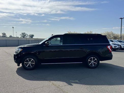 Used 2018 Ford Expedition Max XLT w/ Equipment Group 202A image 6