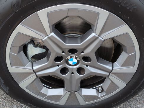 Used 2025 BMW X1 xDrive28i w/ Convenience Package image 13