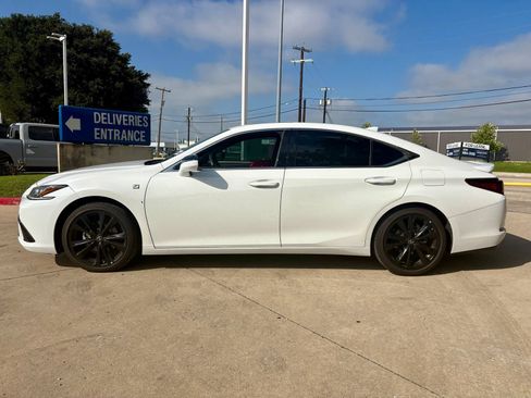 Used 2024 Lexus ES 350 F Sport w/ Accessory Package (Z2) FWD image 8