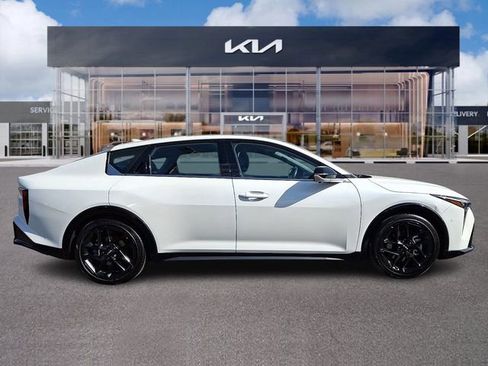 Certified 2025 Kia K4 GT-Line Turbo image 7