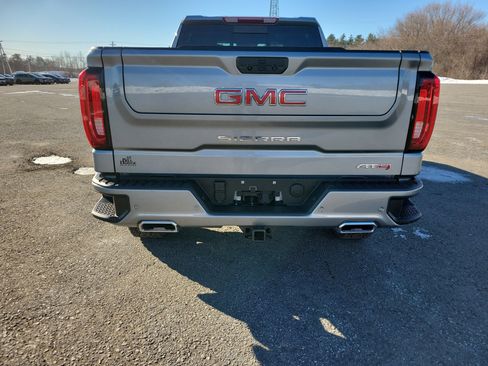 Certified 2025 GMC Sierra 1500 AT4 w/ AT4 Premium Package image 6