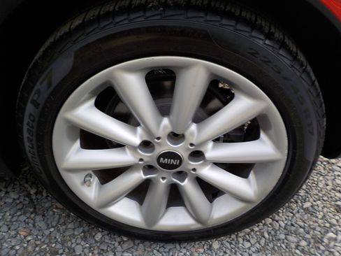 Used 2019 MINI Cooper Clubman w/ Storage Package image 35