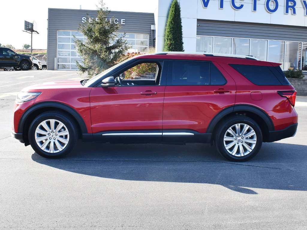 Used 2025 Ford Explorer Platinum w/ LUX Leather Package AWD/4WD image 2