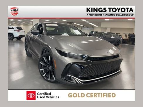 Certified 2024 Toyota Crown Platinum AWD/4WD image 1