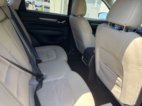 Used 2023 MAZDA CX-5 AWD 2.5 S w/ Select Package image 4